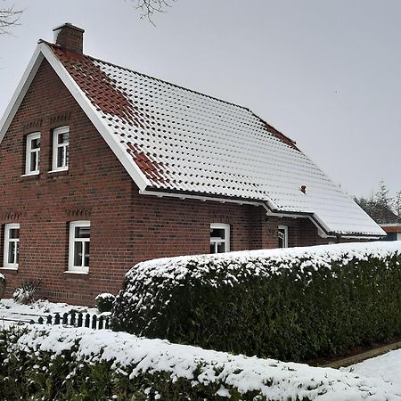 Tolles Ferienhaus In Pilsum - Ferienhaus Trientje - Mit Garten Und Ueberdachter Terrasse מראה חיצוני תמונה
