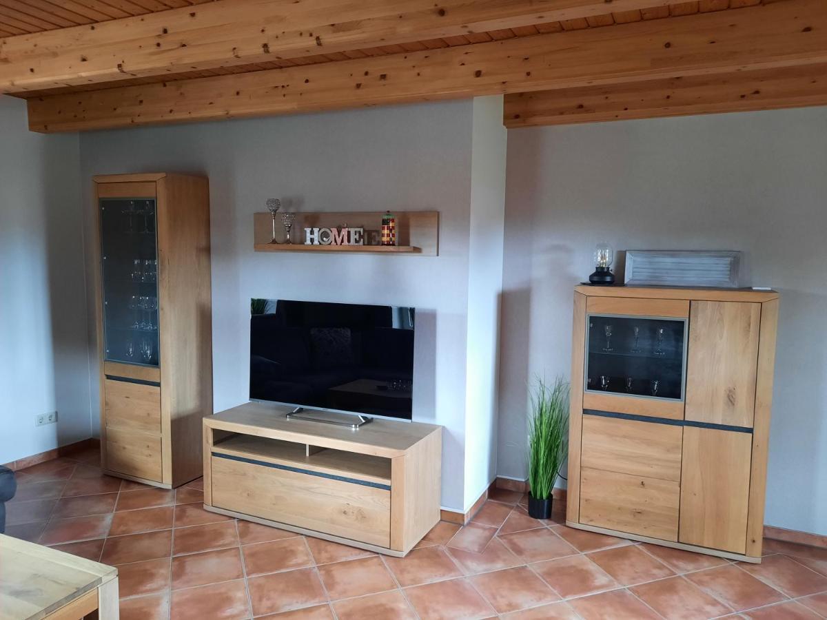 Tolles Ferienhaus In Pilsum - Ferienhaus Trientje - Mit Garten Und Ueberdachter Terrasse מראה חיצוני תמונה