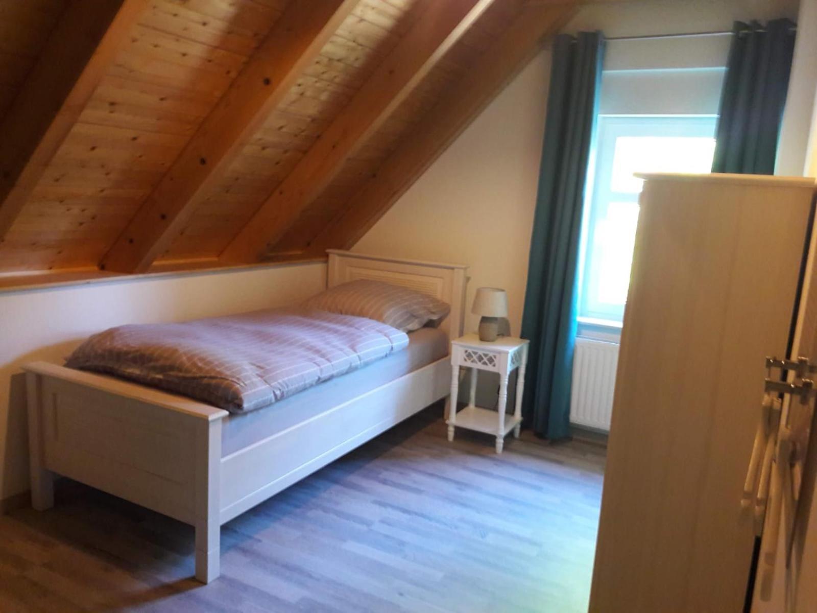 Tolles Ferienhaus In Pilsum - Ferienhaus Trientje - Mit Garten Und Ueberdachter Terrasse מראה חיצוני תמונה